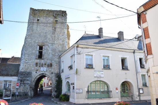 Auberge De La Tour Mennetou-sur-Cher Dış mekan fotoğraf