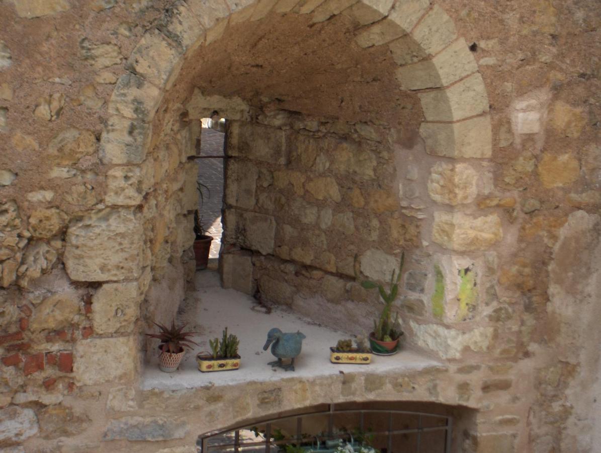 Auberge De La Tour Mennetou-sur-Cher Dış mekan fotoğraf