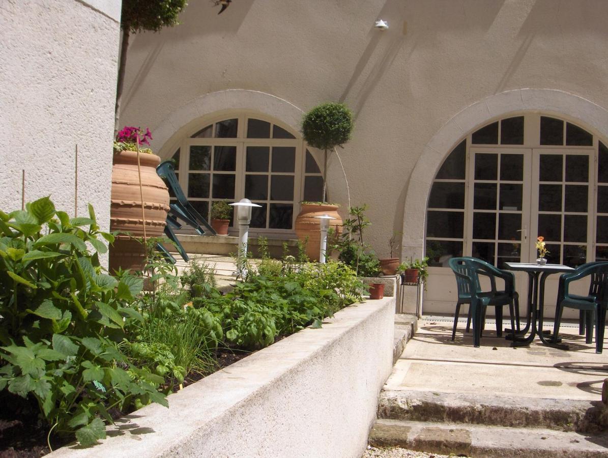 Auberge De La Tour Mennetou-sur-Cher Dış mekan fotoğraf